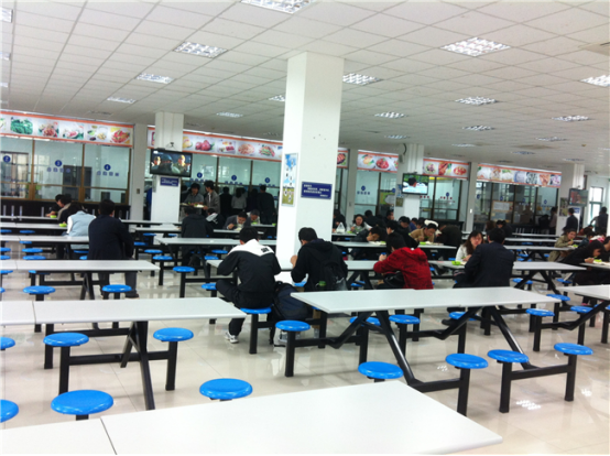 食堂承包讓企業(yè)輕裝上陣，提高競(jìng)爭(zhēng)力